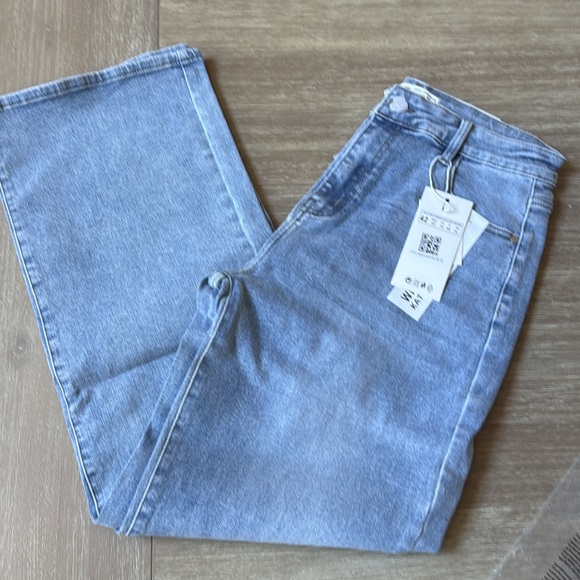 Katch Me Casual Mid-Rise Denim Multi-Pocket Stretchy Jeans Size 12 New With Tags - Picture 8 of 9